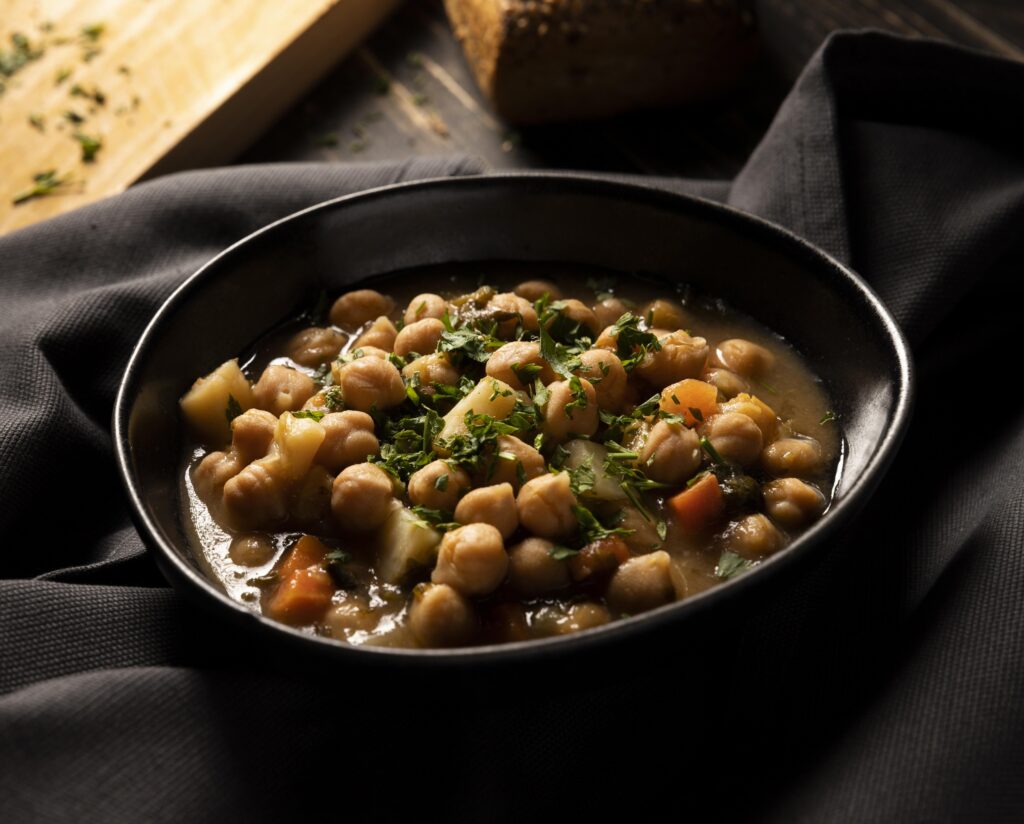 Tandoori Bliss (Adelaide) Serves Best Chana Masala Prepared with Authentic Spices and Fresh Vegetables.