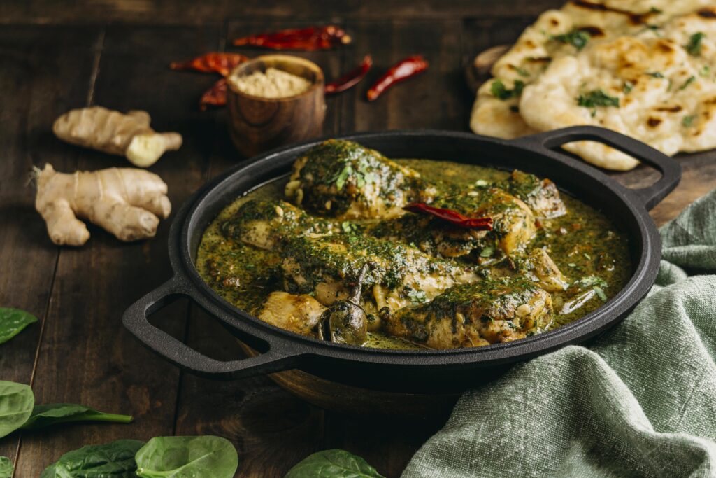 Best Fresh, Juicy and Tender Lamb/Beef Saag available in Adelaide at Tandoori Bliss (Best Indian Restaurant)
